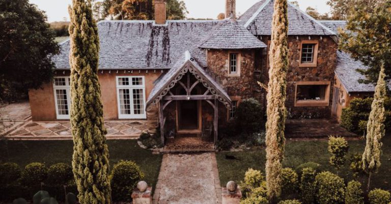 Manor Houses - Exterior of a House