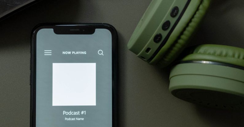 Tech Podcasts - A Podcast Music Playing on a Smartphone